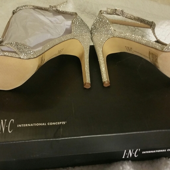 International Concepts Reesie 9.5 M Sandals - Picture 5 of 6